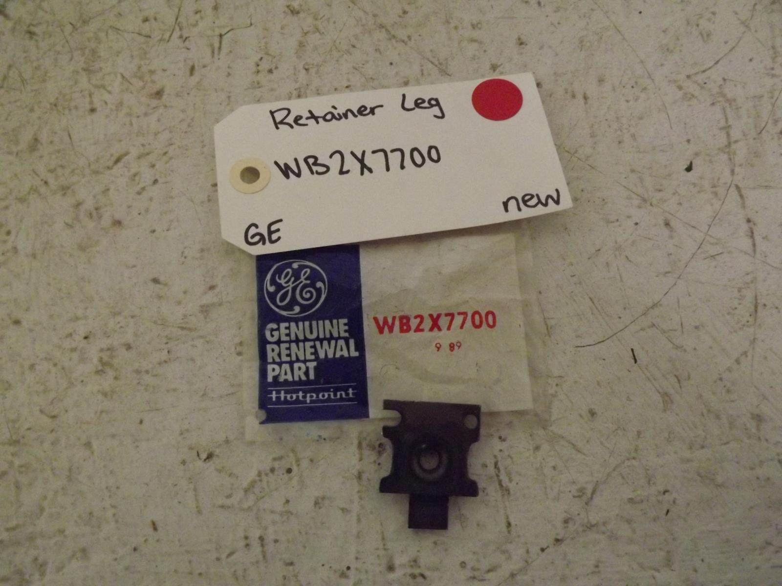 GE Stove WB2X7700 Retainer Leg New GE Stove WB2X7700 Retainer Leg New